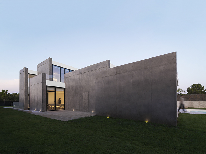 veladura hormigon casa tangente